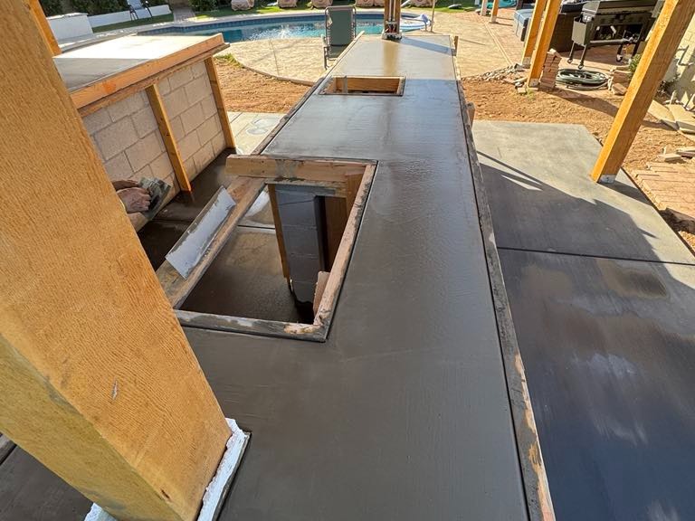 MR. TAPIA LANDSCAPING